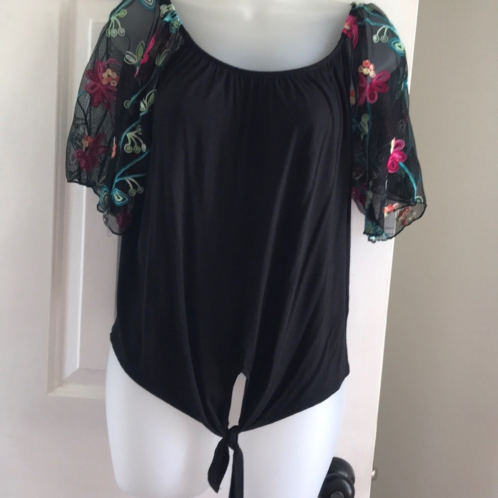 Kim abd Cami top